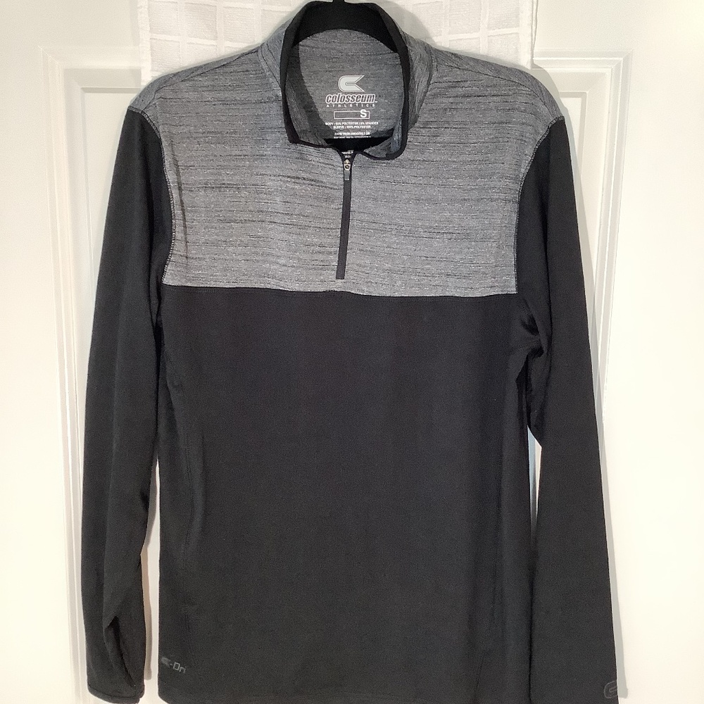 Colosseum Mens Athletic Top Black/ Gray Size S NWT